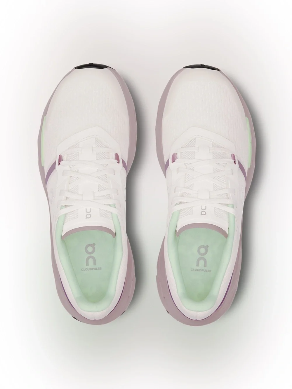 Cloudpulse 1 W Ivory | Fade, Size 7.5